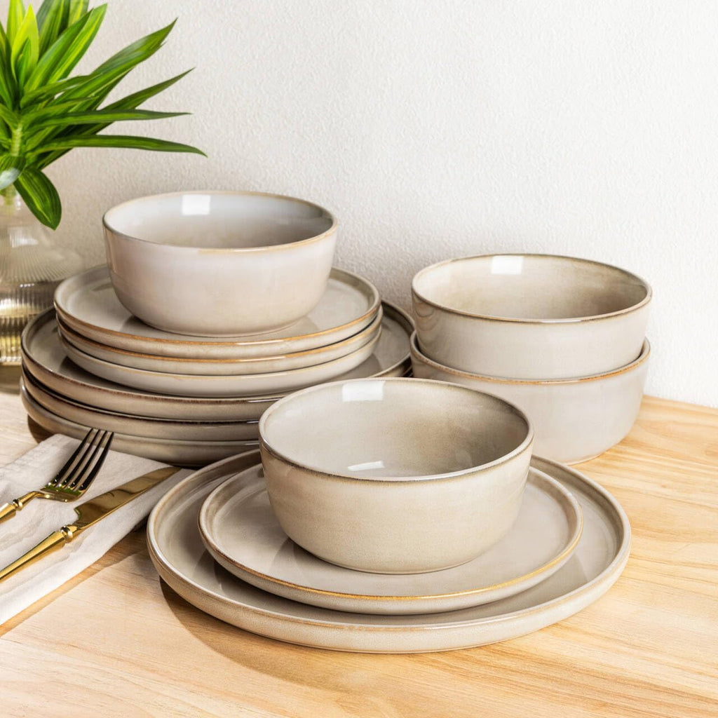 VesCare Stoneware Dinnerware Set – Reactive Glaze, Service for 8